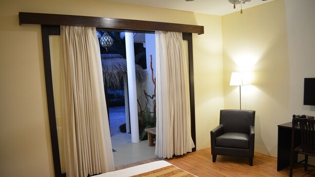 Unclassified image, 1 of 8, button - Holiday Home Kelaa Retreat (Kelaa)