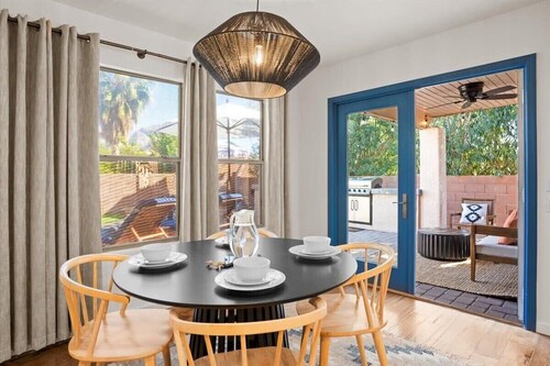 Family Fun! Sleeps 12 | Pool | Fire Pit | PuttPutt