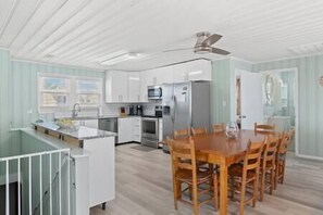 Fridge, microwave, oven, stovetop - Explore Your Dream Cottage Oasis (Holden Beach)