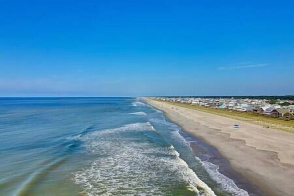Beach - Explore Your Dream Cottage Oasis (Holden Beach)