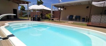 Casa/quarto Suíte e Varanda Gourmet com Piscina Privativo em Cuiabá