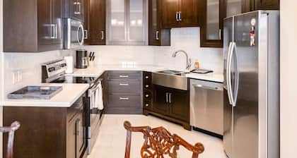 Steps to Bentonville Square | Chic Downtown Stay