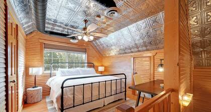 Twilight Ranch- 6 acre ranch w/2tiny homes & cabin