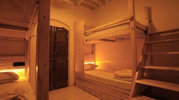 Premium Shared Dormitory, Women only | Soundproofing, free WiFi