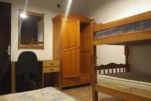 6 Schlafzimmer, WLAN, Bettwäsche