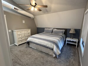 1 Schlafzimmer, Schreibtisch, Bügeleisen/Bügelbrett, kostenloses WLAN