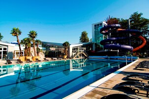 Hydrotherapy, Thai massages, massages