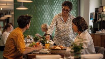 Colazione a buffet a pagamento, servita tutte le mattine