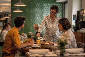 Dagelijks ontbijtbuffet (toeslag)