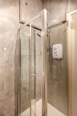 Hair dryer, towels, soap, toilet paper - Northshore Apartments, Ardrossan. Ground Floor. (Ardrossan)
