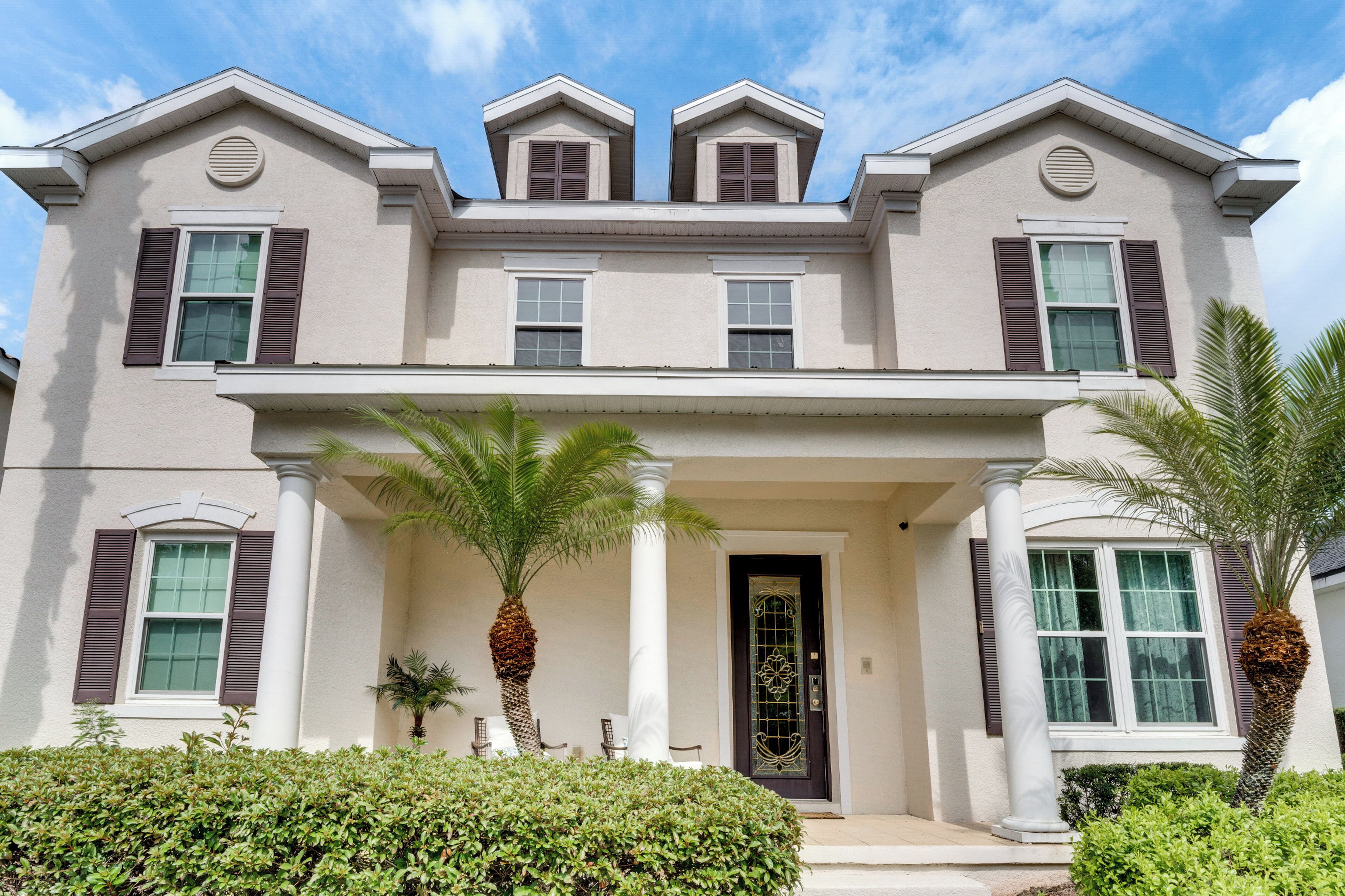 House (5 Bedrooms) | Interior