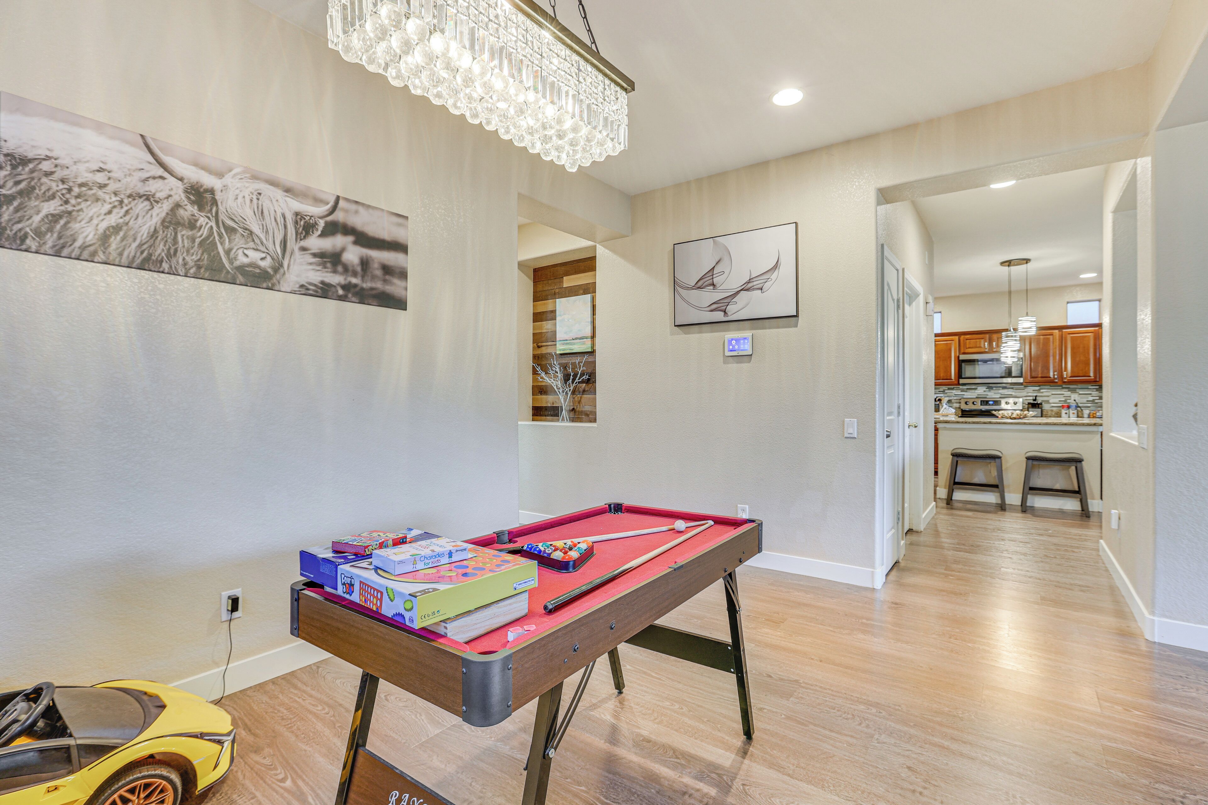 House (4 Bedrooms) | Interior