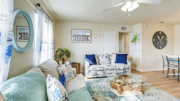 House (3 Bedrooms) | Front of property