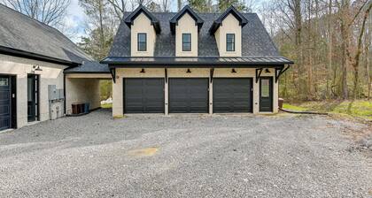 Bright Kingston Springs Home < 22 Mi to Nashville