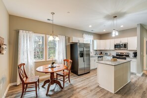 Hus (2 Bedrooms) | Interiör