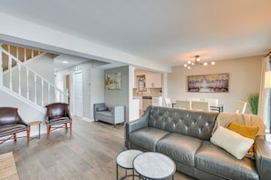 Apartment (3 Bedrooms) | Interior - Riverfront Champlin Townhome w/ Deck & Water View! (Champlin)