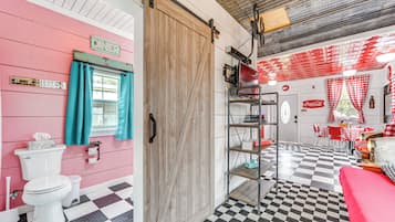 House (1 Bedroom) | Interior