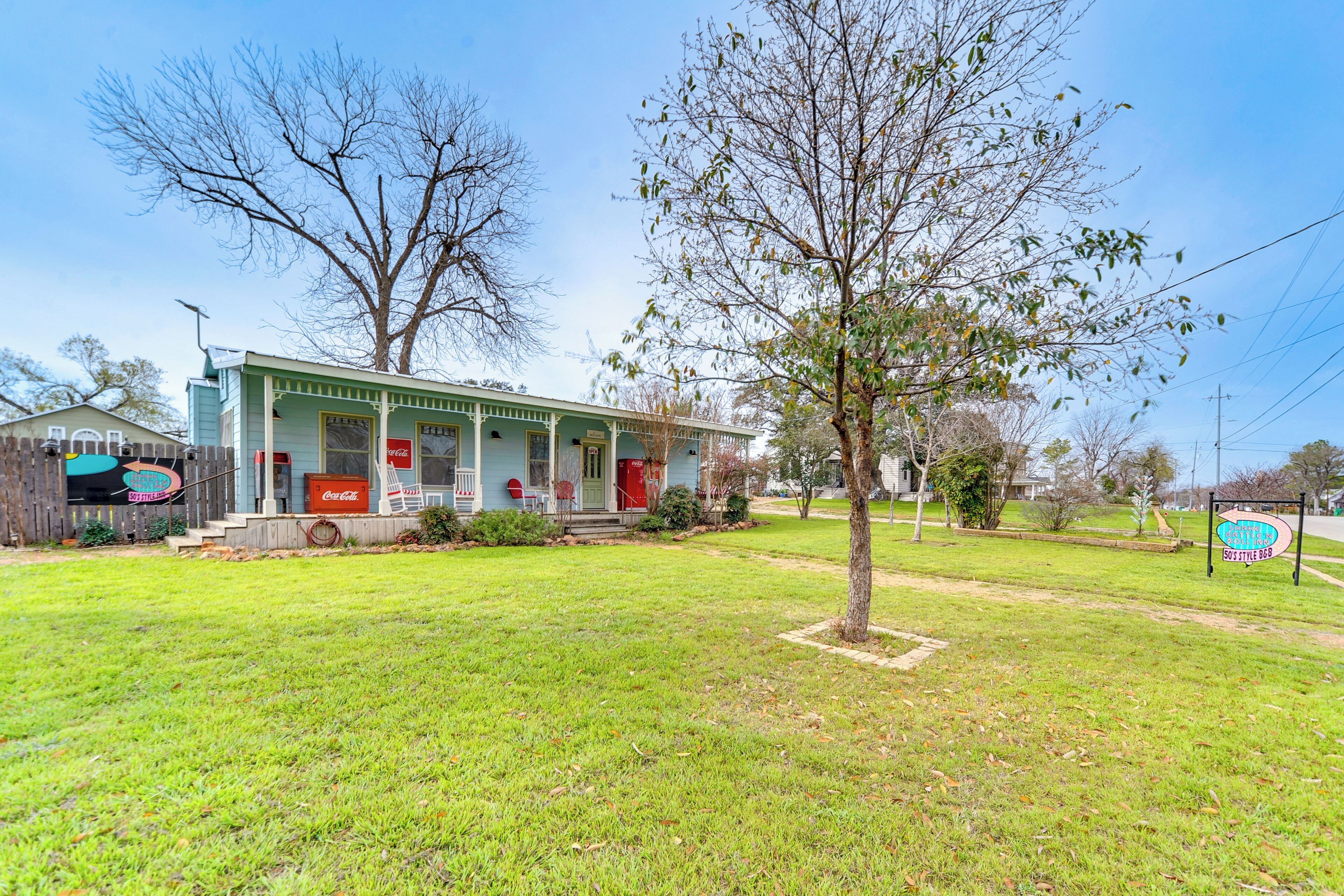 House (1 Bedroom) | Interior