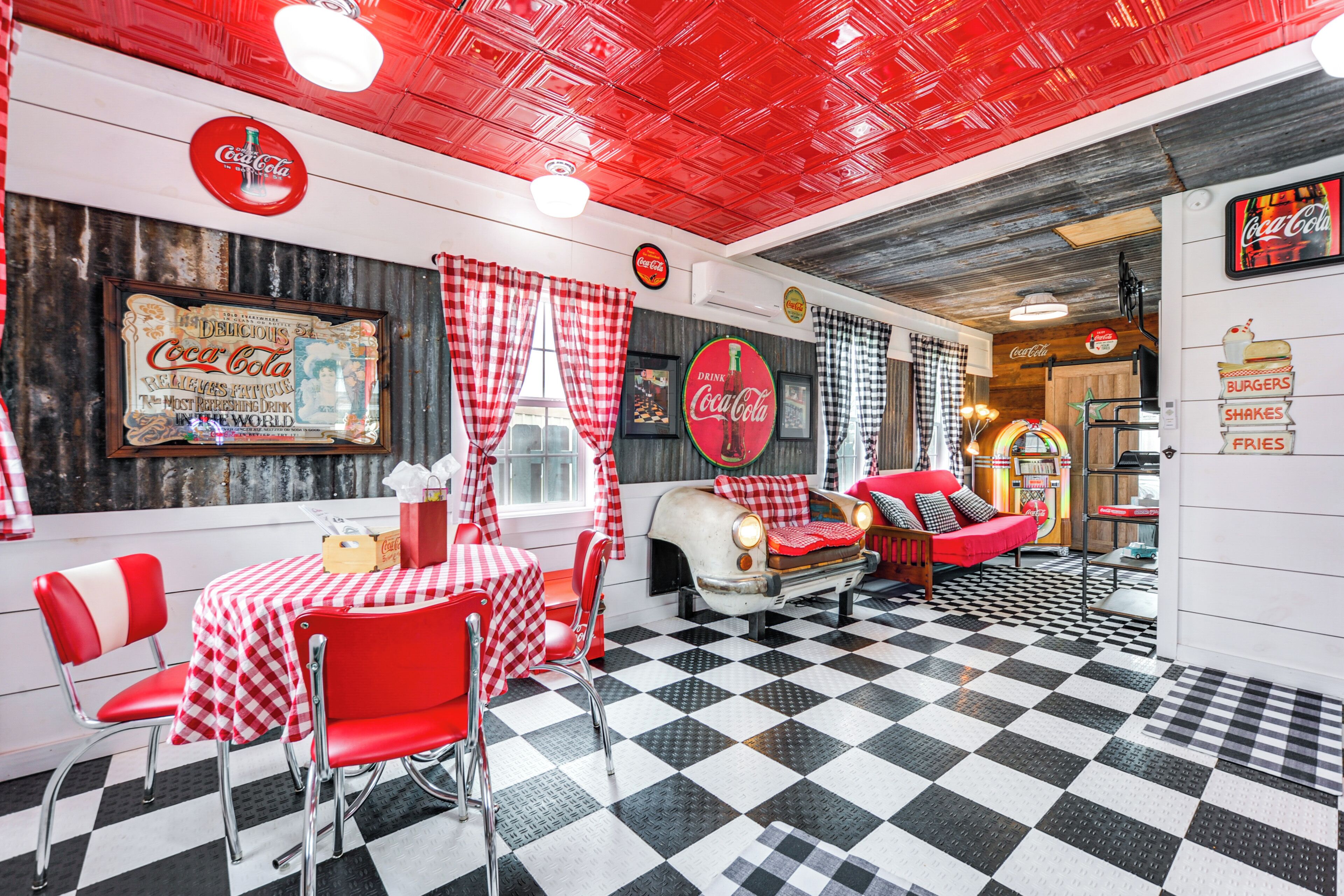 House (1 Bedroom) | Front of property