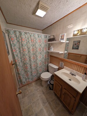 風筒、提供毛巾、番梘、洗頭水