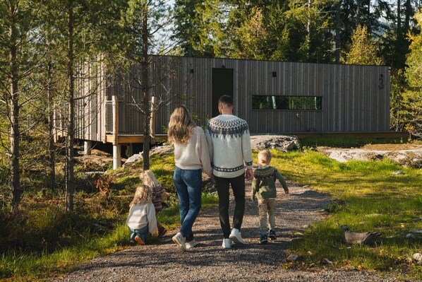 المنشأة من الخارج