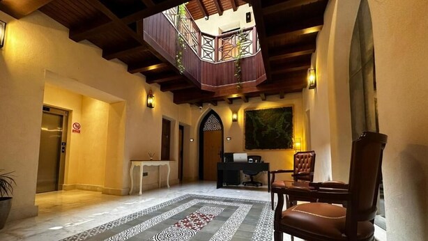 Unclassified image, 1 of 23, button - Boutique Puerta Real (Seville)