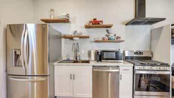 Apartment (0 Bedroom) | Bahagian dalam