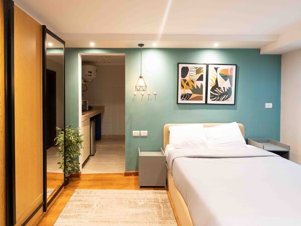 Classic Studio, Women only | Desk, laptop workspace, free WiFi - Bird Nest Near Point 90 (New Cairo)