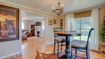 كوخ (2 Bedrooms) | المنشأة من الداخل