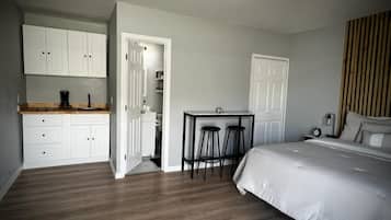 1 soverom, strykejern/-brett, wi-fi (inkludert) og sengetøy