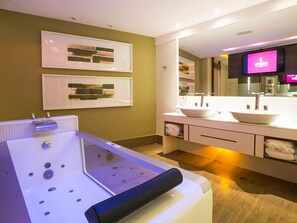 Comfort-Doppelzimmer | Badezimmer