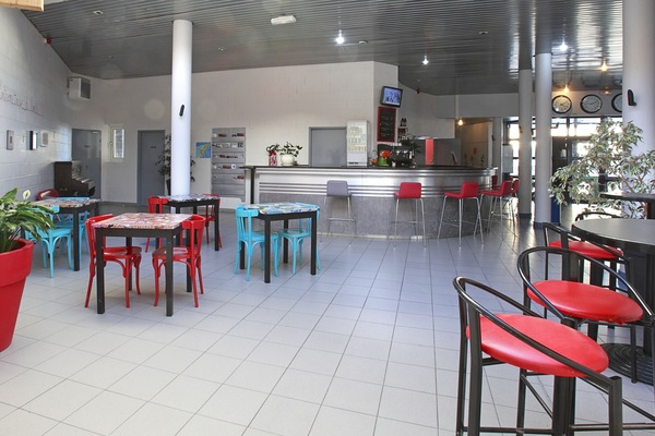 Baari (majoituspaikassa)