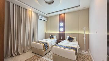 Egyptian cotton sheets, premium bedding, pillow-top beds, minibar