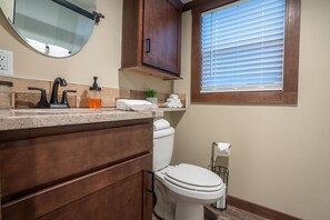 Een douche, handdoeken