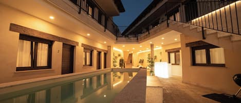 Seasonal outdoor pool