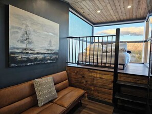 Interior - Rockstar Luxury Glamping 360 Views W/ EVCharger (Meadview)