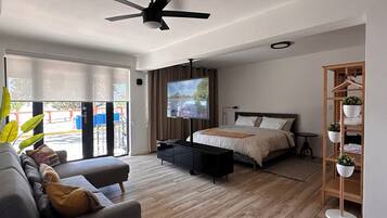 1 bedroom, free WiFi, bed sheets