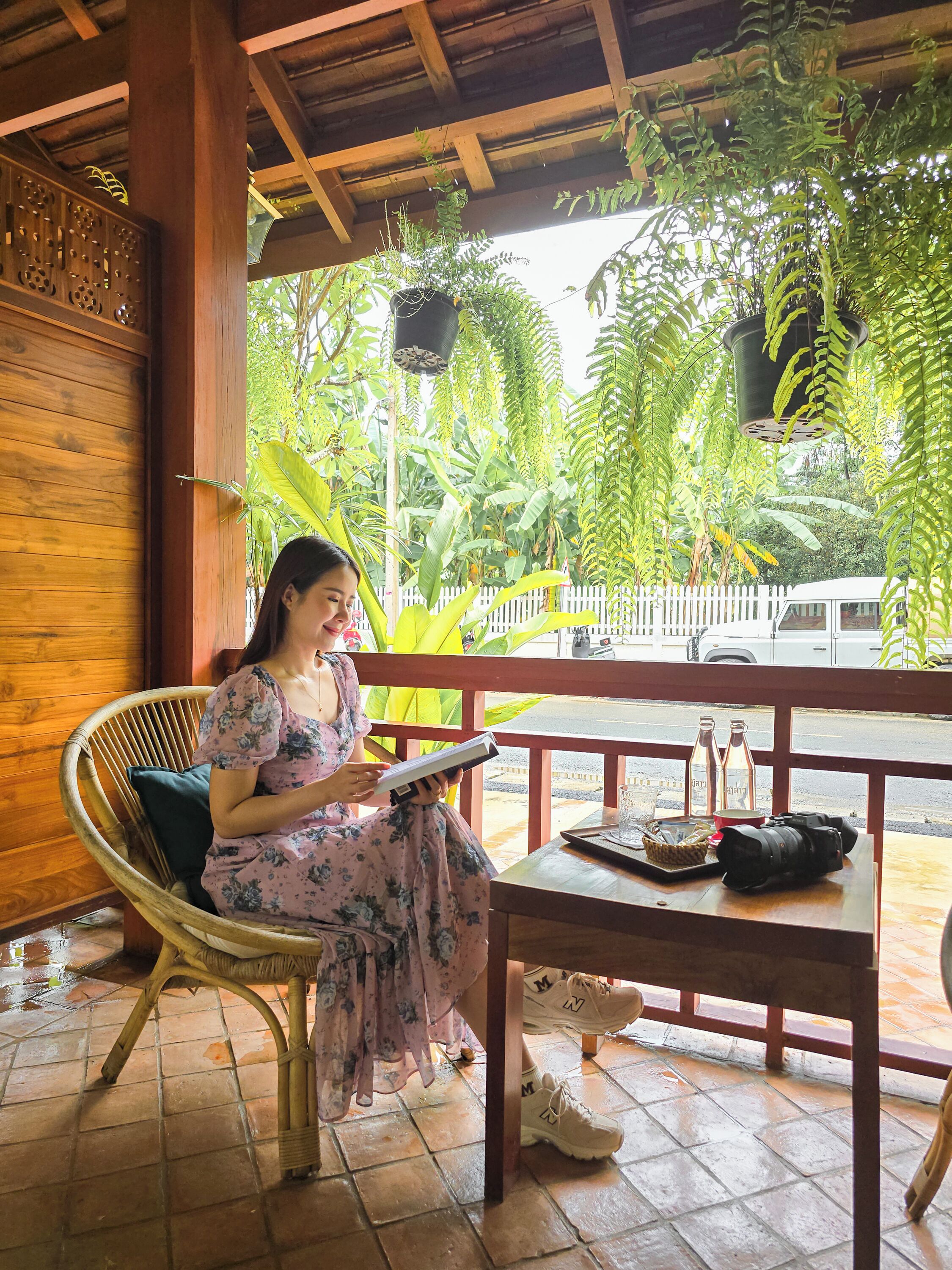 Phòng đôi phong cách cổ điển, hiên | Quang cảnh vườn