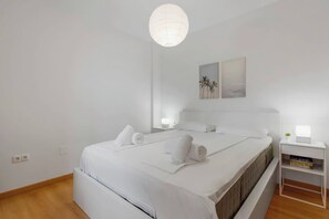 1 bedroom, iron/ironing board, free WiFi, bed sheets - Málaga Unique top floor by Costarentals - MAL04 (Málaga)