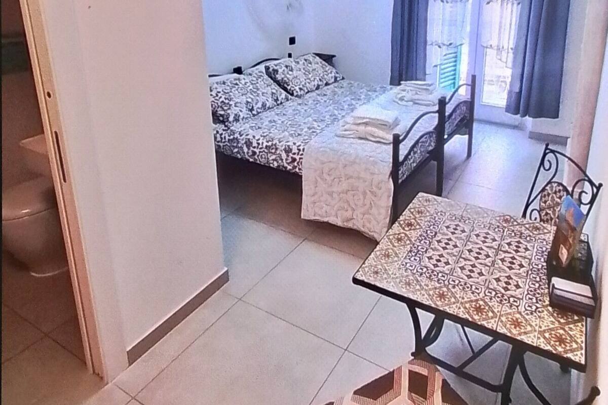 Quarto standard, sacada, vista para a cidade | Wi-Fi de cortesia