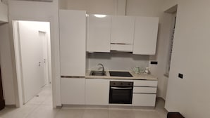 Comfort House | Private kitchen | Fridge, oven, stovetop, cookware/dishes/utensils - le mie stelle 2 (La Spezia)