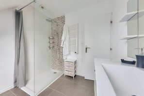 Dusche, Haartrockner