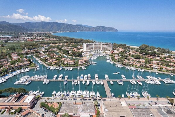 Marina