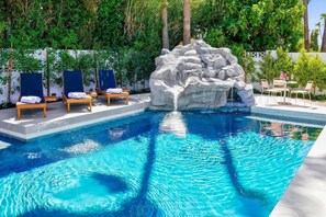 Unclassified image, 4 of 37, button - Modern Desert Home | Heated Pool (Scottsdale)