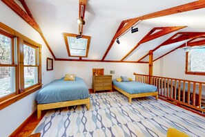 2 habitaciones, escritorio, wifi y ropa de cama 