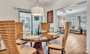 Rumah Keluarga, 2 kamar tidur | Ruang makan