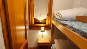 1 camera, ferro/asse da stiro, Wi-Fi gratuito