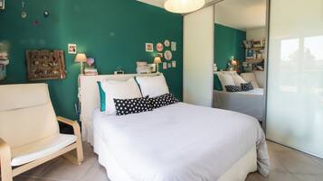 4 habitaciones, tabla de planchar con plancha y wifi gratis