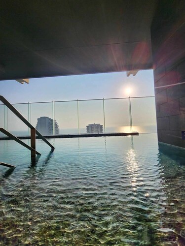 LUXURY CONDO The Panora Pattaya : 5 MINS WALK TO THE PRATUMNAK BEACH