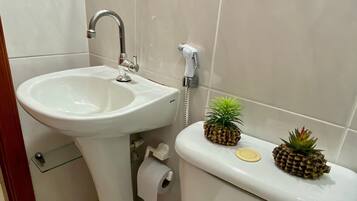 Apartment | Bathroom